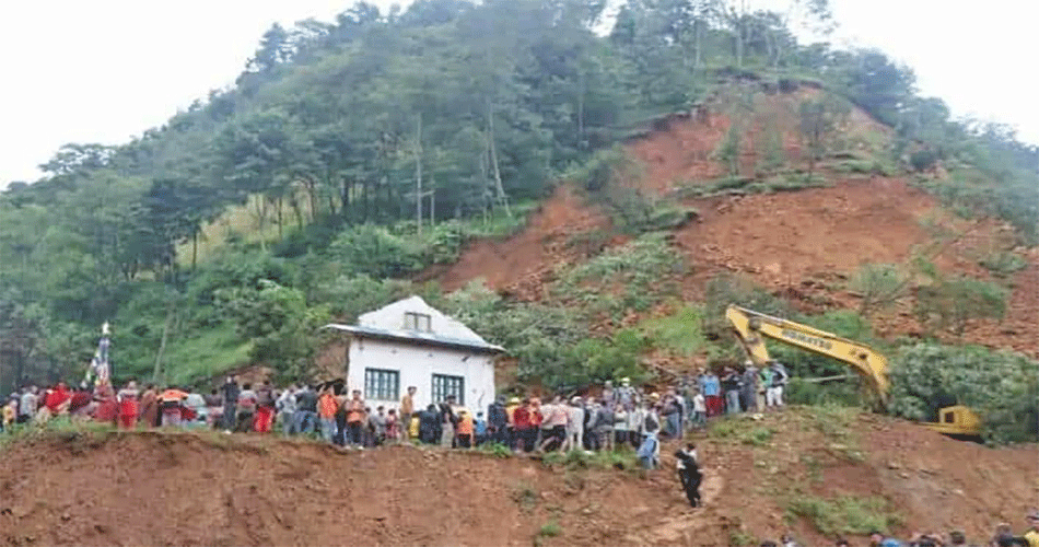 सारियो रोशी र बेथानचोकका १०० परिवारलाई सुरक्षित स्थानमा