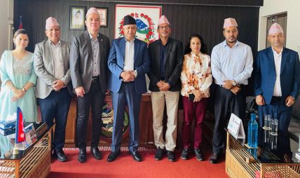 मुख्यमन्त्री आचार्य र युएनडिपी टोलीबीच भेटवार्ता: जैविक मल र रोजगारी अभिवृद्धिमा सहकार्यको खोजी मुख्यमन्त्री आचार्य र युएनडिपी टोलीबीच भेटवार्ता: जैविक मल र रोजगारी अभिवृद्धिमा सहकार्यको खोजी