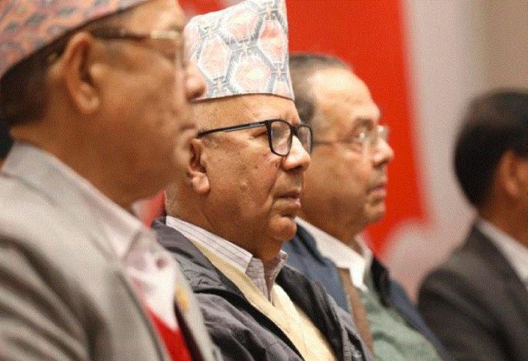 ओली आफ्नो अहंकारले सत्ताच्युत भए, पार्टी विभाजनको औचित्य पुष्टि भयो : माधव नेपाल ओली आफ्नो अहंकारले सत्ताच्युत भए, पार्टी विभाजनको औचित्य पुष्टि भयो : माधव नेपाल