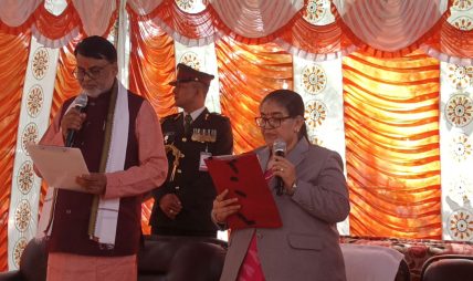 मधेश प्रदेशका नवनियुक्त मुख्यमन्त्री जितेन्द्रप्रसाद सोनलले लिए पद तथा गोपनीयताको शपथ
