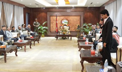 त्रिपक्षीय वार्तामा जेनजीले सरकार र दलहरूलाई चुनावमात्रै भएर हुँदैन,सुशासन चाहिने गरे जिकिर त्रिपक्षीय वार्तामा जेनजीले सरकार र दलहरूलाई चुनावमात्रै भएर हुँदैन,सुशासन चाहिने गरे जिकिर