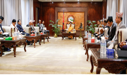 बालुवाटारमा दलसँग प्रधानमन्त्रीको छलफल, निर्वाचनबारे नेताहरु गरे शंका
