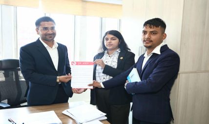 प्रदेश सरकारलाई चालक अनुमतिपत्र लाइसेन्स प्रिन्ट गर्न अनुमति दिन माग गर्दै, युवा आवाजले बुझायो ज्ञापनपत्र